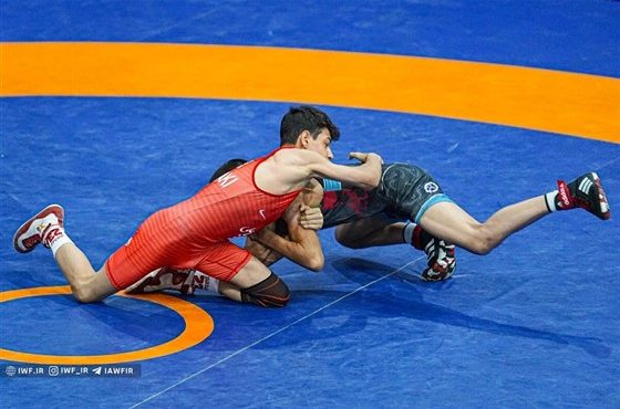 صدرنشینی دانشگاه آزاد و استقلال قم در دور برگشت لیگ برتر کشتی فرنگی صدرنشینی دانشگاه آزاد و استقلال قم در دور برگشت لیگ برتر کشتی فرنگی