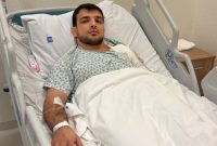 قهرمان جهان کتف خود را به تیغ جراحان سپرد