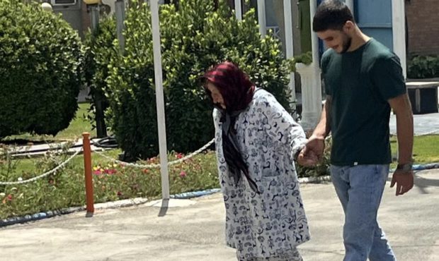 عرفان جرکنی ؛طلا برای میناب، عشق برای کهریزک